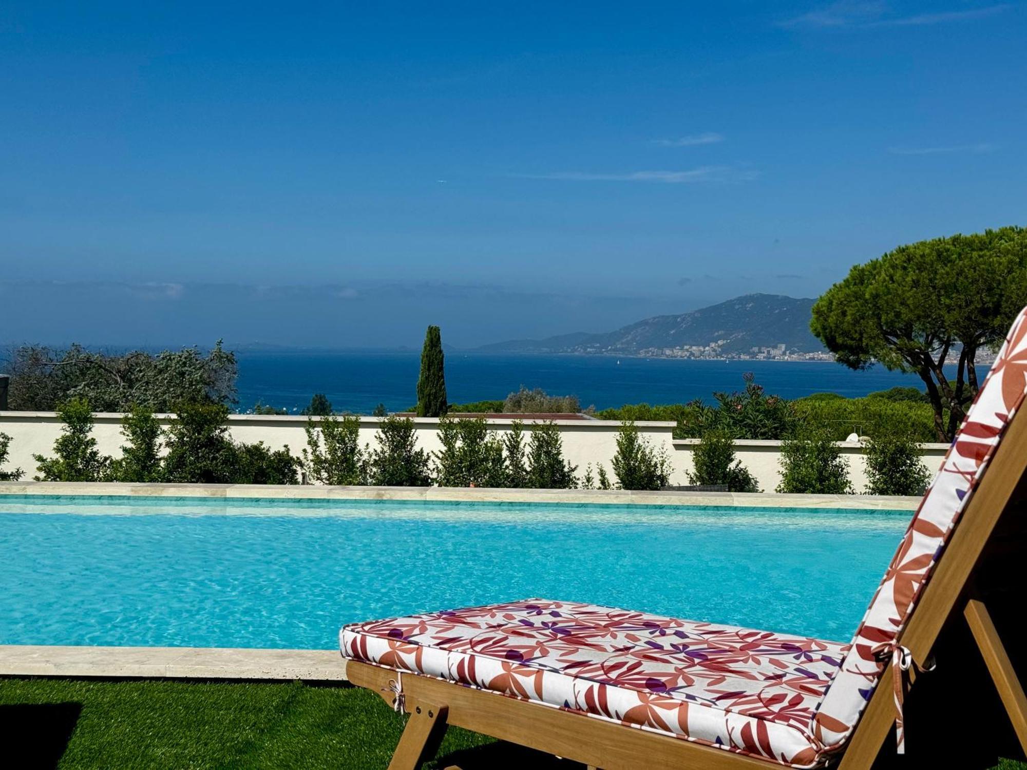Domaine Lumistella Villa Портисио Екстериор снимка